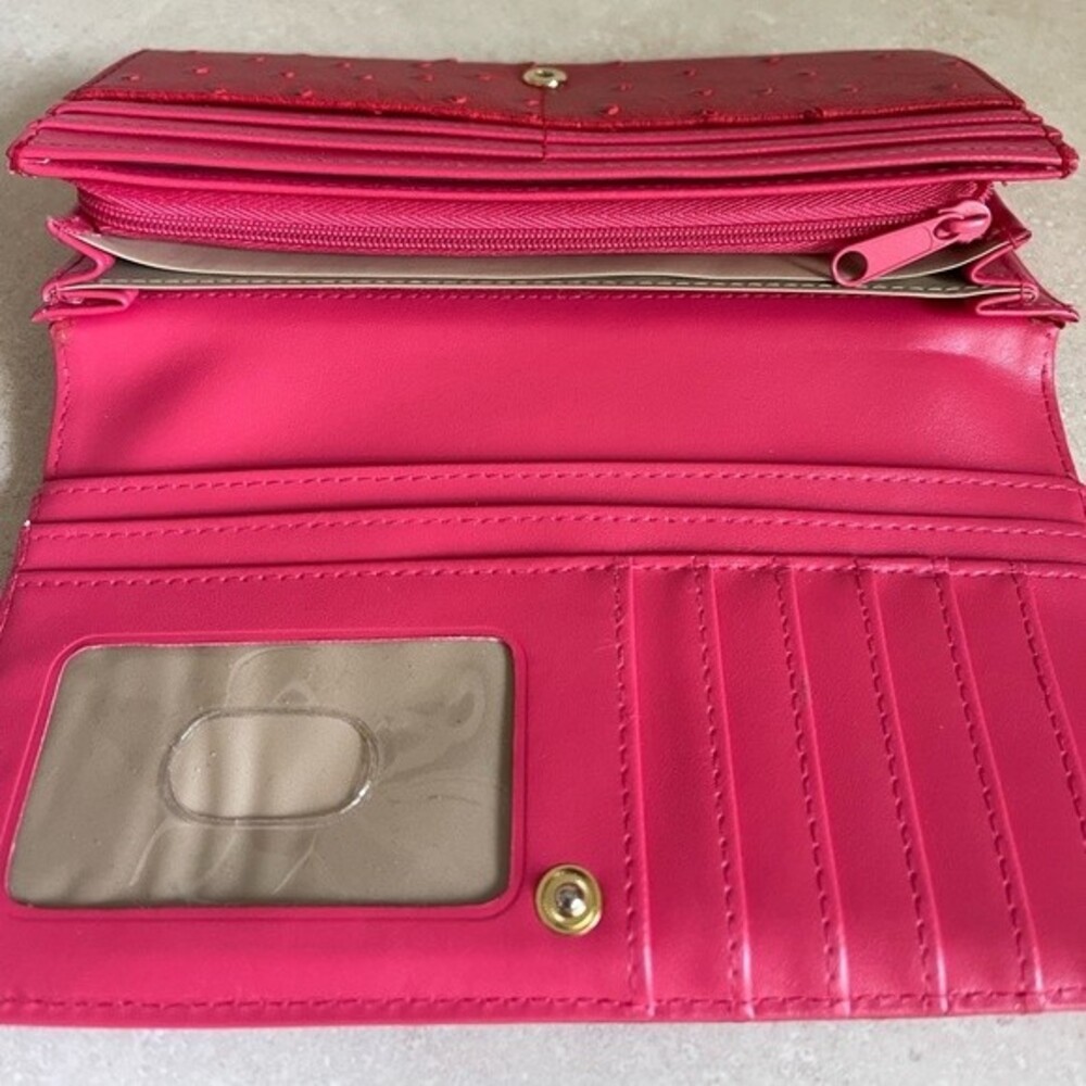 Buxton Red Ostrich Faux Leather Style Wallet - EUC - Picture 6 of 10